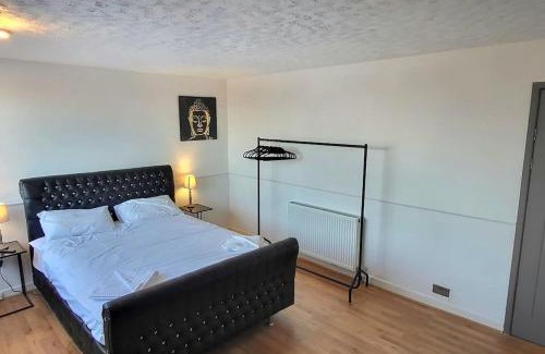 Weston on Trent Appartement | Cosy 3 double bed flat sleeps 6