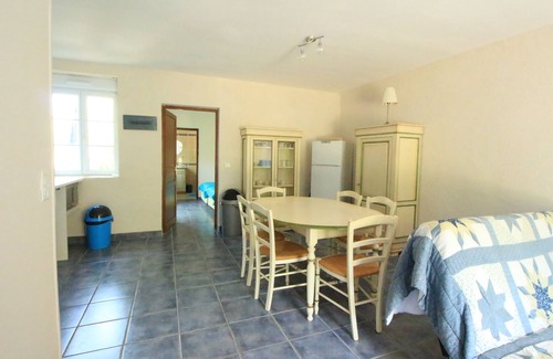 Urval Cottage | Gîte 4/6personnes cosy, dans un joli parc avec piscine proche Sarlat
