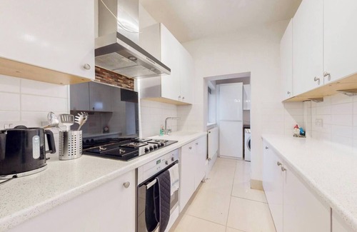 East Ham South Maison | Cosy 5 Bed 2 Bath Home | Near Central London