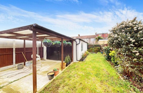 East Ham South Maison | Cosy 5 Bed 2 Bath Home | Near Central London