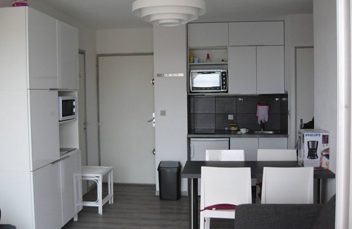 Port Rive Gauche Appartement | Gruissan T2 - loggia, vue mer, piscine, parking - Plage de Grazel