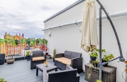 Whitechapel Appartement | COSY AND MODERN 1 BEDROOM FLAT WITH TERRACE IN ALDGATE EAST NEAR TOWER OF LONDON