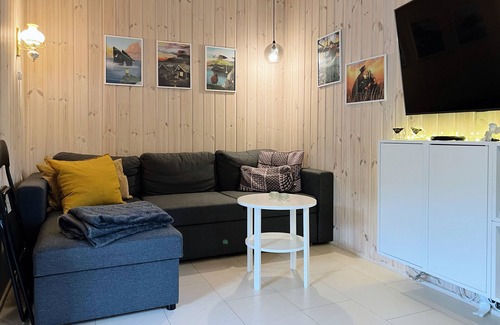 Vagur Cottage | Cosy and new cottage with two bedrooms (Cottage K)