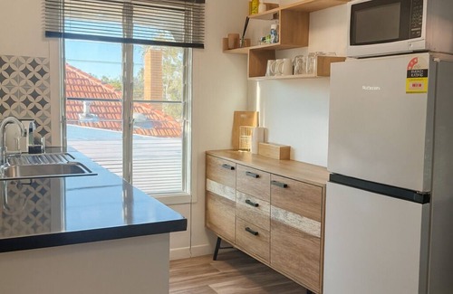 Graceville Appartement | Cosy and private self contained retreat in a great location, pet friendly