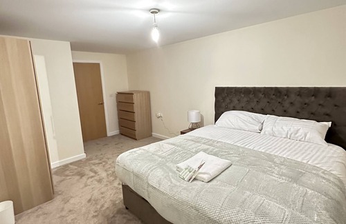 North Woolwich Appartement | Cosy and Relaxing apartment with Thames River view