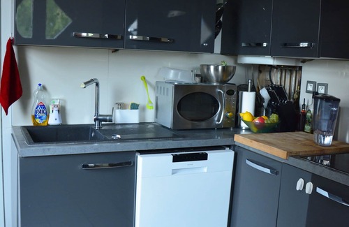 Lognes Appartement | Appartement Cosy et trés calme entre Paris et parc Disney 300 m du RER A