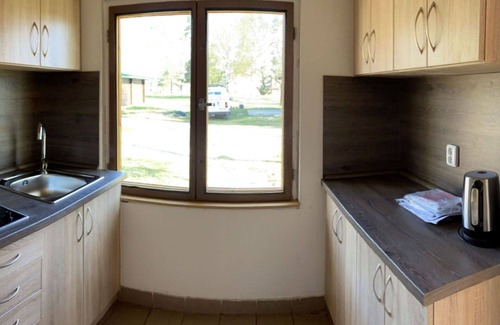 Hradec Kralove Maison | Bel appartement dans une maison de vacances pour 12 personnes avec WIFI, TV, patio et animaux admis