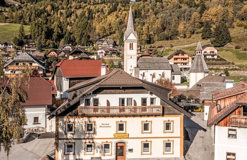 Sankt Martin Appartement | Cosy apartment for 4 guests with WIFI, balcony and pets allowed