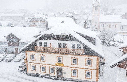 Sankt Martin Appartement | Cosy apartment for 4 guests with WIFI, balcony and pets allowed