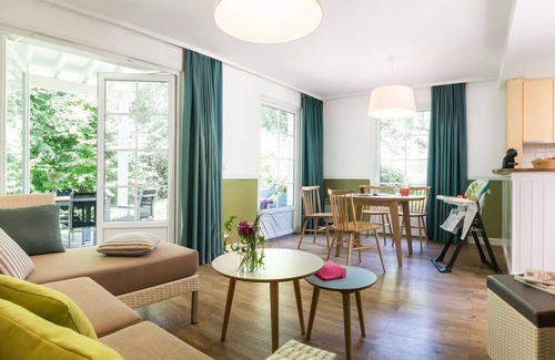 Chamouille Maison | Cosy apartment in villa for 4 people with pool, hot tub, WIFI, TV, terrace and parking