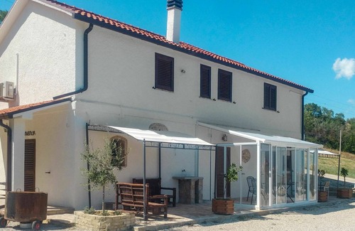Cologna Spiaggia Villa | Appartement dans une maison de vacances avec piscine, WIFI, climatisation, bain à remous, TV, patio