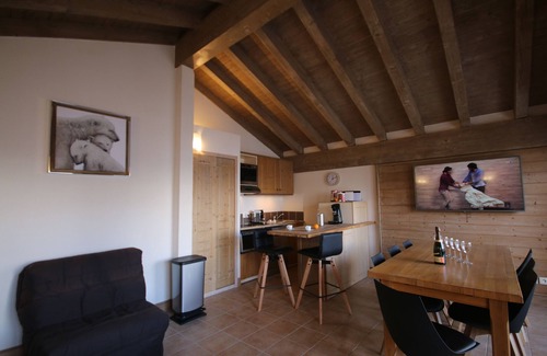 Bellentre Appartement | Appt cosy 6/8 ***** dans CHALET - Superbe VUE et PISCINE - à 150 M DES PISTES
