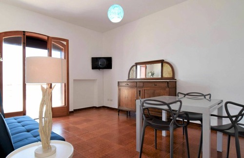 Marina di Caronia Maison | Bel appartement pour 3 personnes avec WIFI, TV, animaux admis et parking