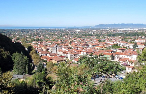 Massa Villa | Bel appartement dans une maison de vacances pour 4 personnes avec WIFI, TV, balcon et parking