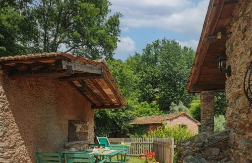 Massa Villa | Bel appartement dans une maison de vacances pour 4 personnes avec WIFI, TV, balcon et parking
