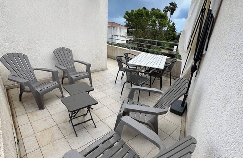 Santa-Lucia-di-Moriani Appartement | Appartement Cosy au Pied de la Plage