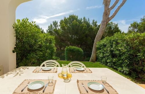 Coves Noves Appartement | Cosy "Apartamento Coves Noves" près de la mer, piscine, Wi-Fi, terrasse et jardin