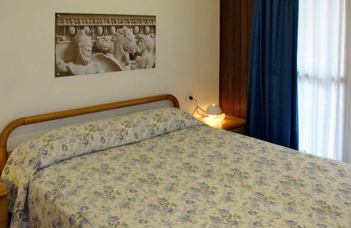 Crociale Appartement | Cosy apartment for 4 guests with pool, WIFI, A/C, TV, terrace, pets allowed and parking