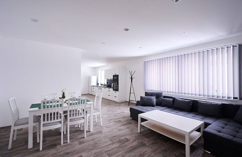 Desna Appartement | Bel appartement pour 6 personnes avec WIFI, piscine, TV et patio