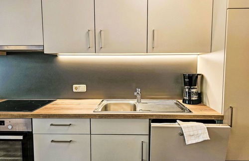 See Appartement | Agréable appartement pour 10 personnes avec WIFI, TV et terrasse