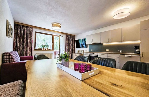 See Appartement | Agréable appartement pour 10 personnes avec WIFI, TV et terrasse