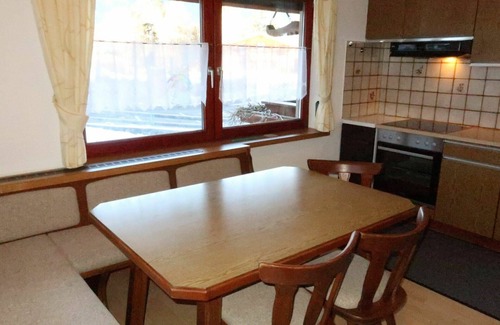 Tobadill Appartement | Joli appartement pour 7 personnes avec WIFI, TV et balcon