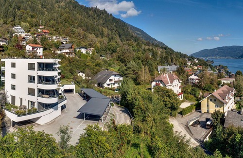 Annenheim Appartement | Bel appartement pour 6 personnes avec WIFI, TV, balcon, animaux admis, vue panoramique et parking
