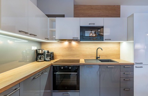 Annenheim Appartement | Confortable appartement pour 3 personnes avec WIFI, TV, balcon et parking