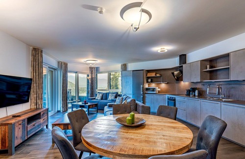 Annenheim Appartement | Confortable appartement pour 3 personnes avec WIFI, TV, balcon et parking
