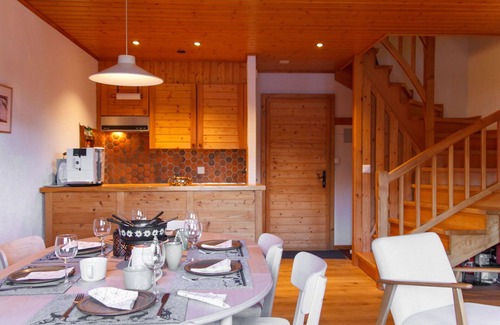 Val d'Illiez Appartement | Joli appartement pour 6 personnes avec balcon et vue panoramique
