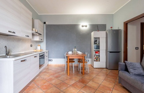Portacomaro Appartement | Appartement avec climatisation, piscine, WIFI, terrasse, animaux admis, vue panoramique, parking