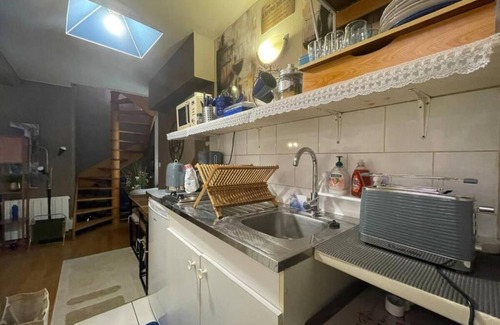 Chalon-sur-Saone Appartement | Cosy apartment in a listed medieval site.