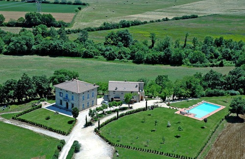 Casole d'Elsa Maison | Joli appartement dans une maison de vacances avec WIFI, piscine, TV, patio et vue panoramique