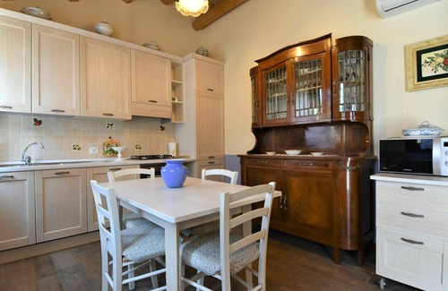 Ariano nel Polesine Maison | Joli appartement dans une maison de vacances avec climatisation, WIFI, piscine, TV et patio