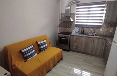 Amarinthos Maison | Cosy Apartment in relaxed neighbourhood