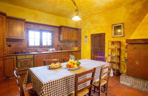 Casalbordino Maison | Bel appartement dans une maison de vacances avec piscine, WIFI, TV, patio et animaux admis