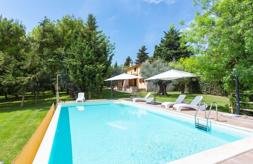Casalbordino Maison | Bel appartement dans une maison de vacances avec piscine, WIFI, TV, patio et animaux admis