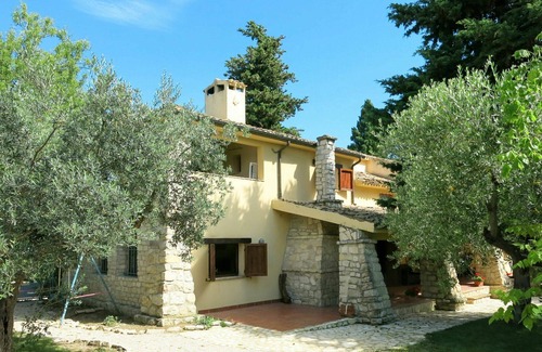 Casalbordino Maison | Bel appartement dans une maison de vacances avec piscine, WIFI, TV, patio et animaux admis