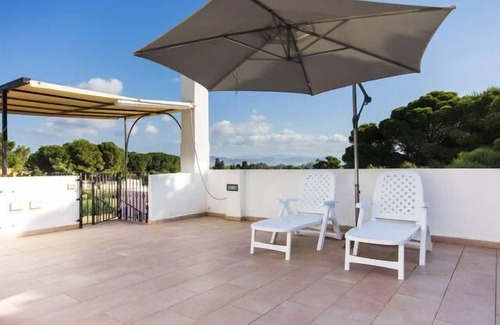 Porto Pino Appartement | Nouvel appartement à 400 mètres de plages et de criques. Wi-Fi privée.