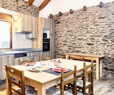 Viana do Bolo Appartement | Cosy Apartment with Mountain View in Mourisca - 65 sqm