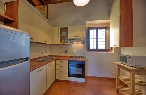 San Casciano in Val di Pesa Appartement | Joli appartement avec climatisation, WIFI, piscine, TV, vue panoramique, près de Greve In Chianti