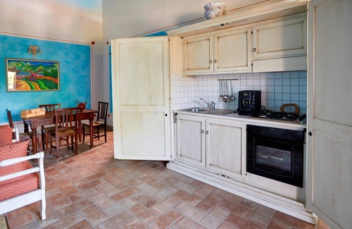 San Brizio Appartement | Joli appartement avec piscine, WIFI, TV, balcon, animaux admis et parking, près de Spolète