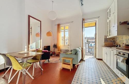 Thiers Appartement | Cosy Appartement - Ultra Centre & Balcon - Les Frères de la Loc'