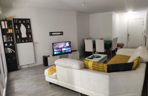Thiais Appartement | Cosy Appartment Thiais 80m²