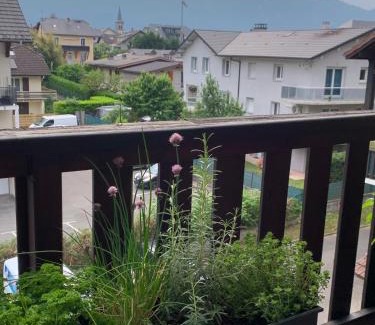 Viviers-du-Lac Appartement | Cosy Apt Clim 3 étoiles prox lac, rivière Aix Chambéry