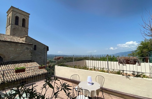 Montefalco Appartement | Cosy Apt.in Montefalco incl.panoramic view terrace