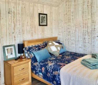 Drybrook Maison | Cosy Cabins without hot tub - Greenway Farm, Drybrook, Forest of Dean