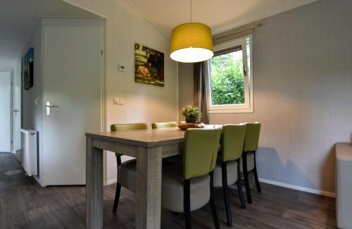 Vorden Chalet De Ski | Cosy Chalet w Garden Patio