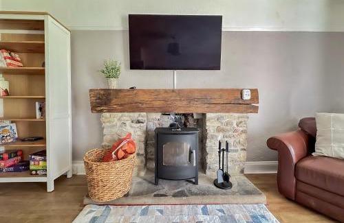Kewstoke Maison | Cosy Coastal Retreat-Dog Friendly