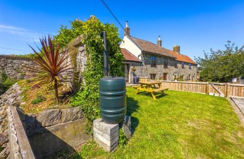 Kewstoke Maison | Cosy Coastal Retreat-Dog Friendly